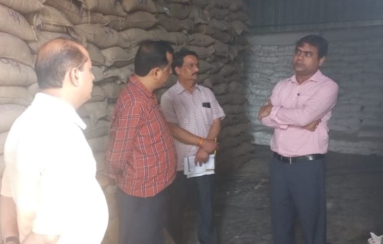 SDM tightens noose on ration warehouse
