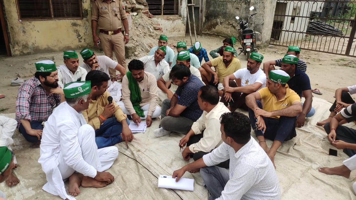 Bhakimu Singhania staged a sit-in at the Badgaon power station