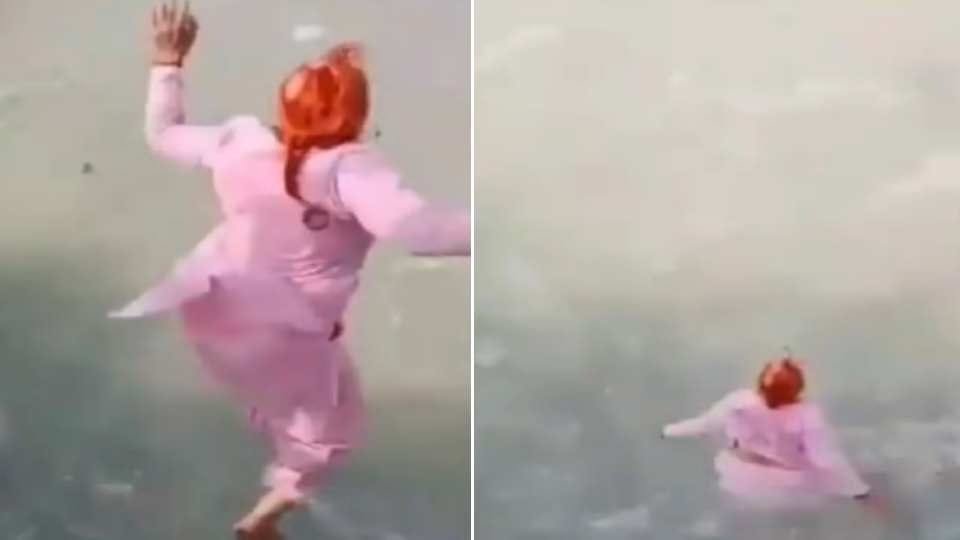 Two elderly women of Haryana dominated internet
