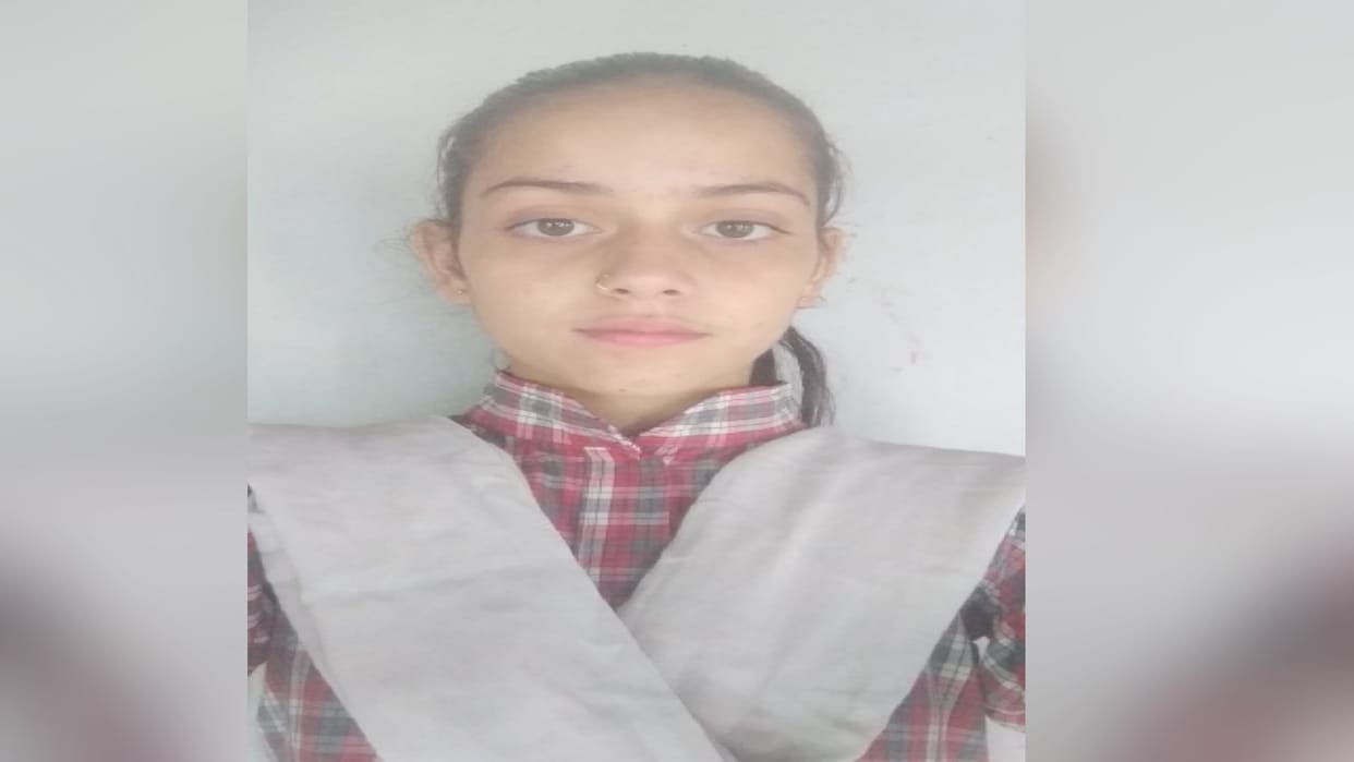 HP Board 10th Toppers: Mother took over after father's death, daughter made place in 10th class merit list, SHAGUN hamirpur