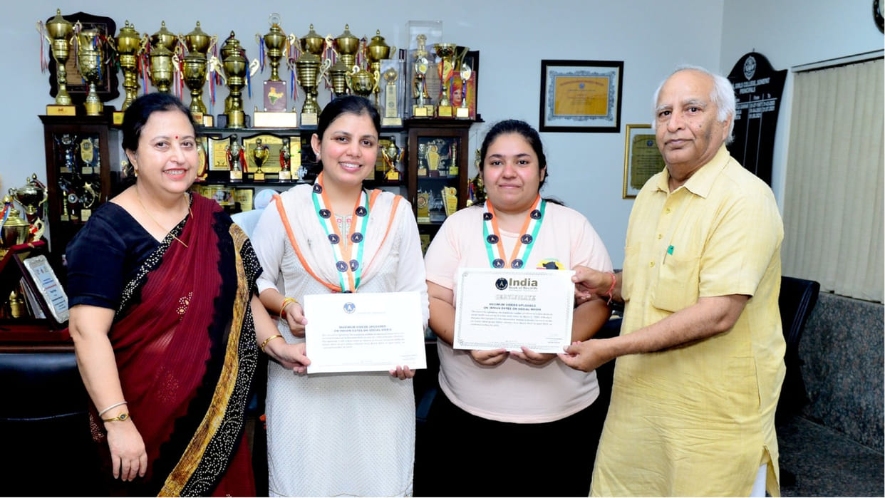 Guru-Shishya duo of Sonipat got their name in the India Book of Records