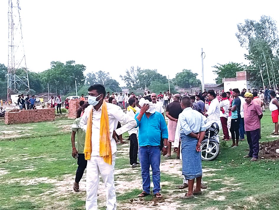 To Bring Alive A 14-Year-Old Girl In Prayagraj, Resorted To Superstition When Hungry He Used to drink Gangajal