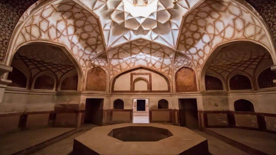 pm narendra modi gifted marble inlay table top this art first time used in fatehpur sikri monument