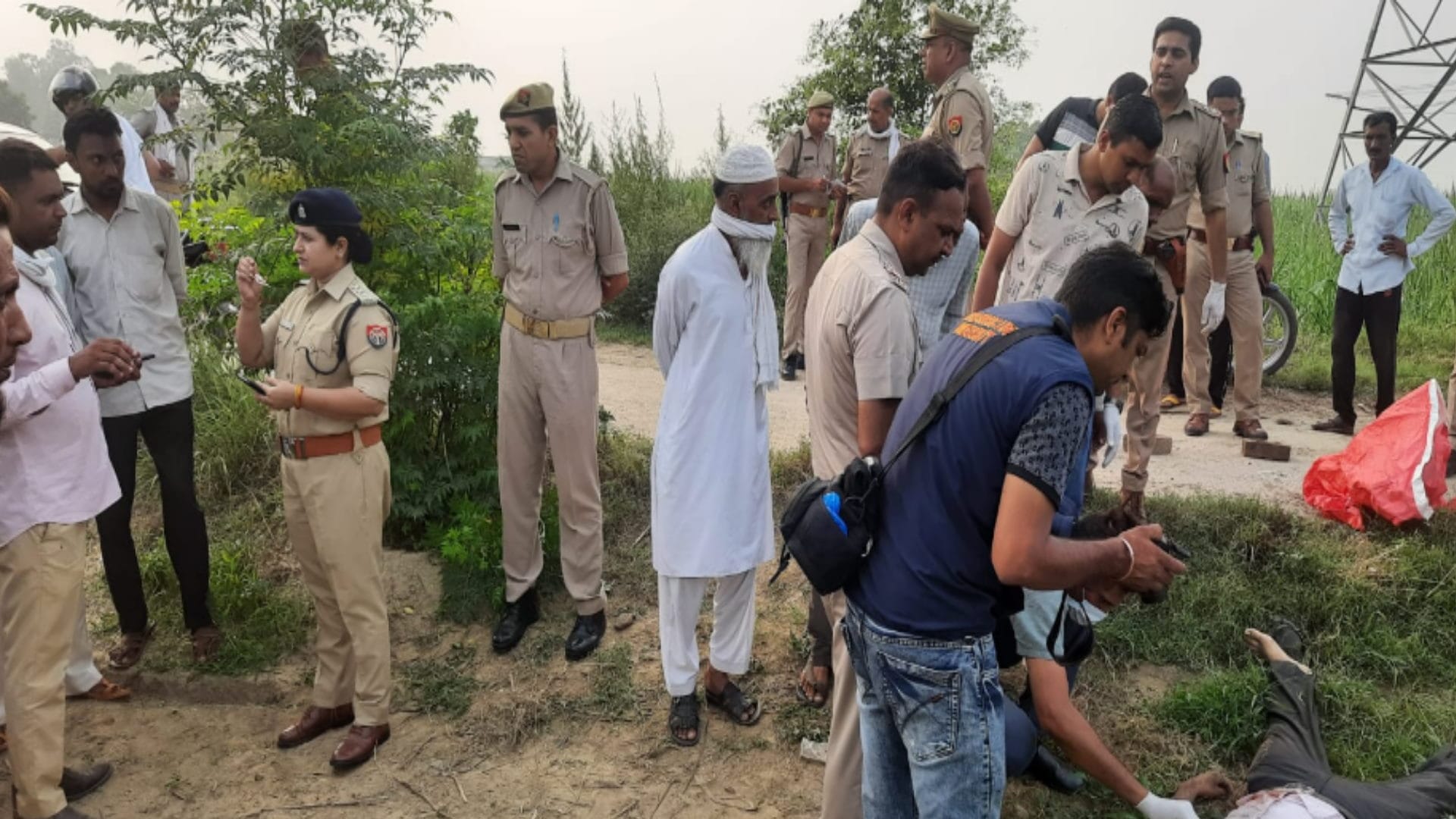The dead body has been recovered after the murder of Din Mohammad in Bhawanpur of Meerut see photos