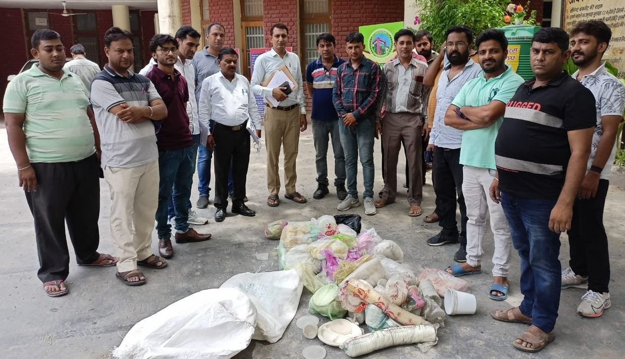 Challans are to be cut for single use plastic from tomorrow, Municipal Corporation has not yet given challan book to the officials