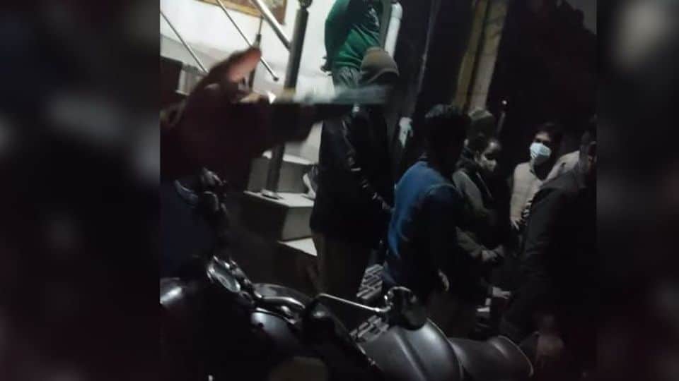 girls catwalk in front of customers in spa center video goes viral in agra