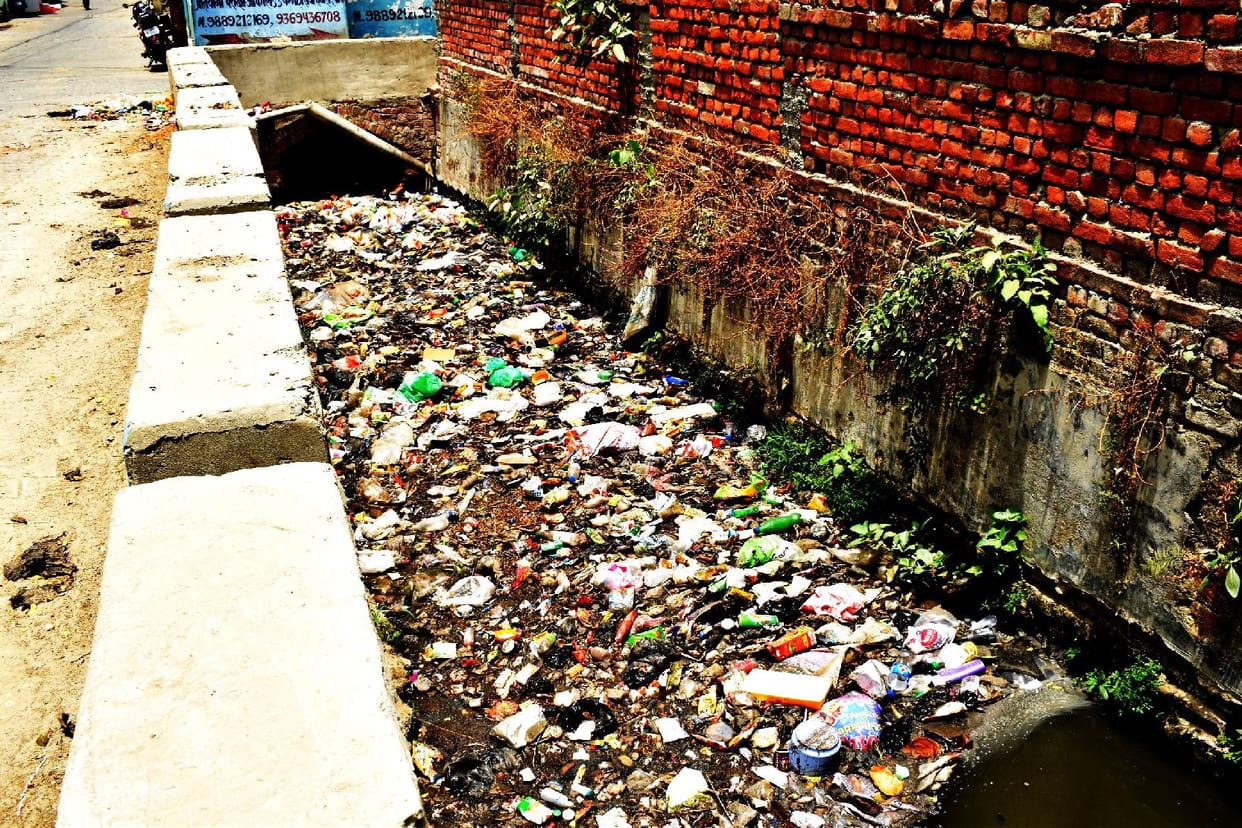 Rain on head, cleaning of drains not yet complete