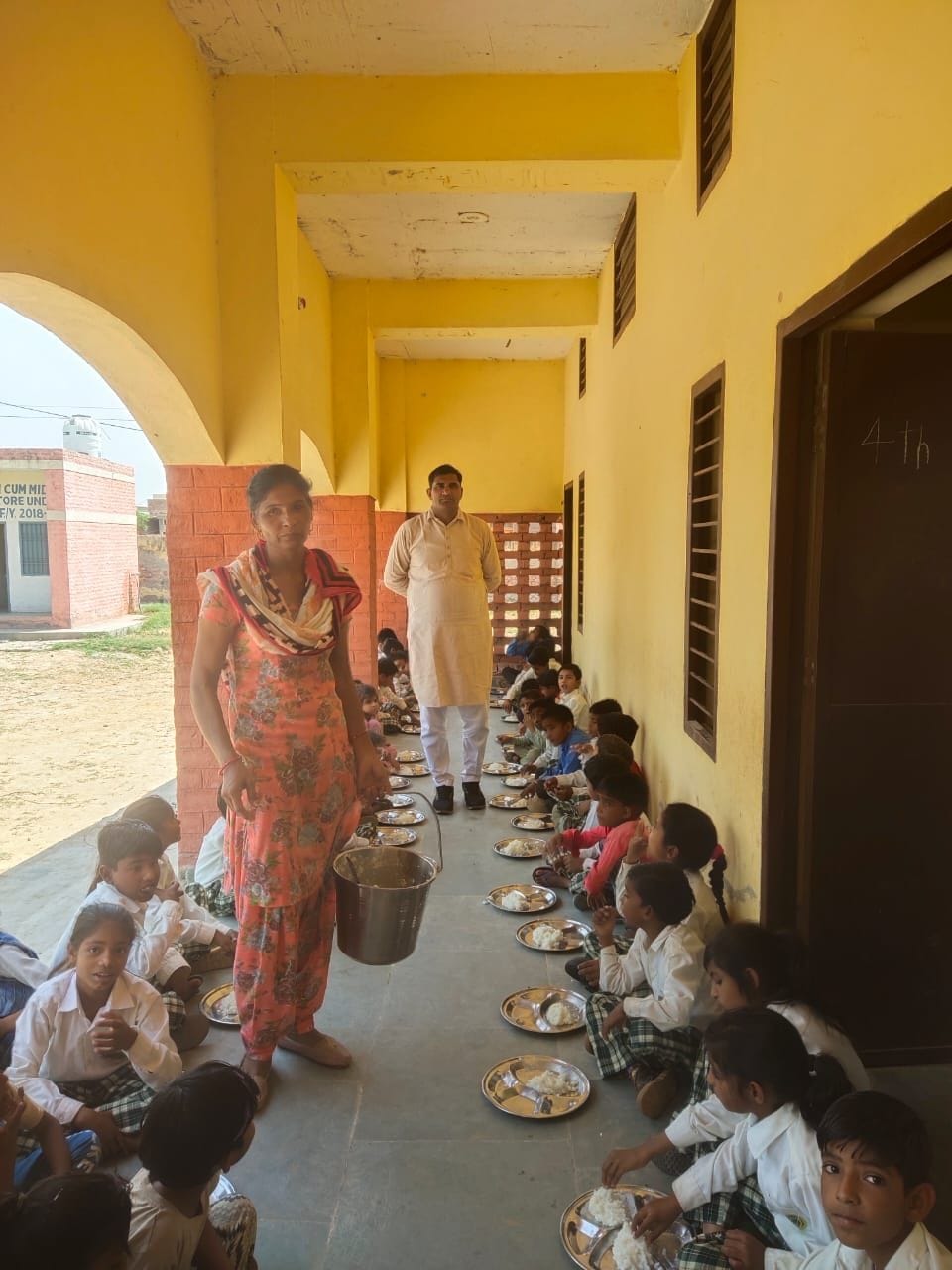 Now mid-day meal will be cooked in primary and middle schools as before