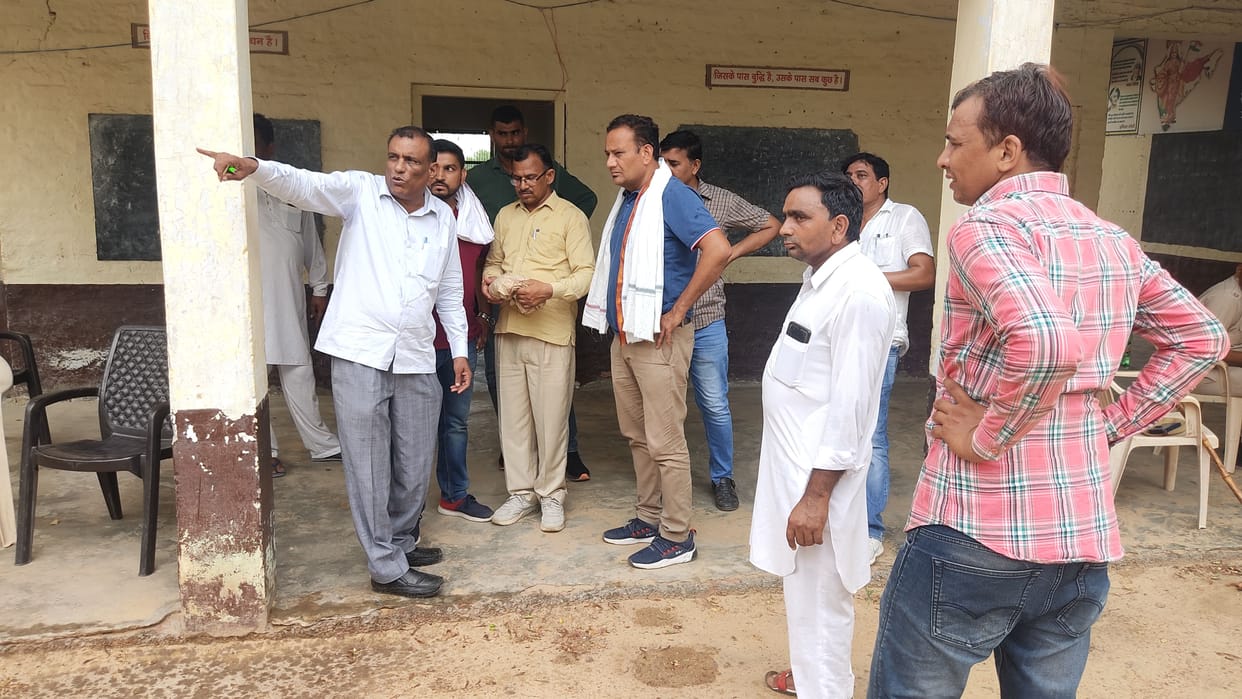 Villagers returned bereft to the team that arrived in Hansawas to conduct property survey