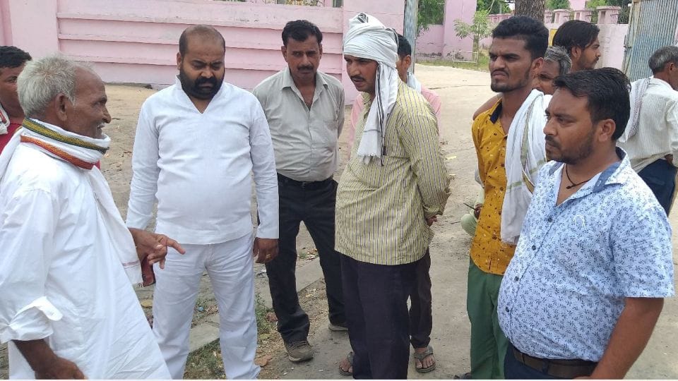 Villager beaten to death in election rivalry by village head and others in Kasganj