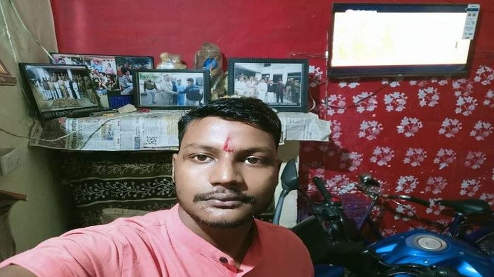 young man drowned in Yamuna river in agra
