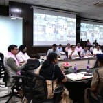 बैठक लेते सीएम धामी