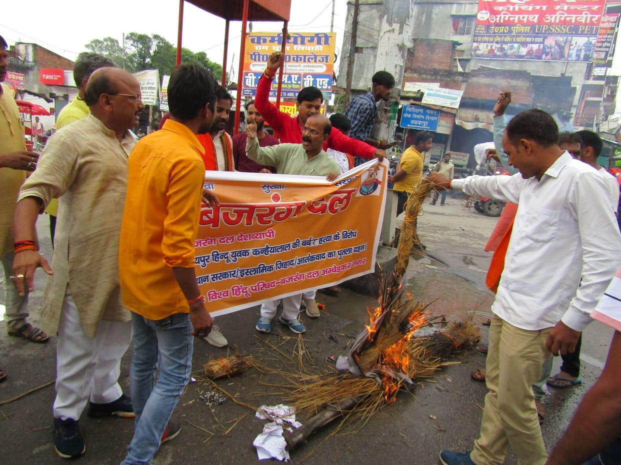 effigy burnt in protest against udaipur incident