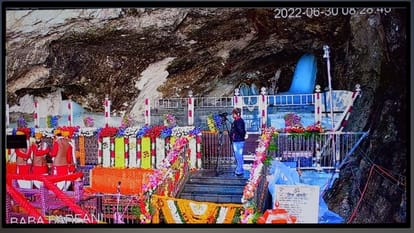 annual Shri Amarnath Yatra concludes lg manoj sinha performs Samapan Pooja at srinagar