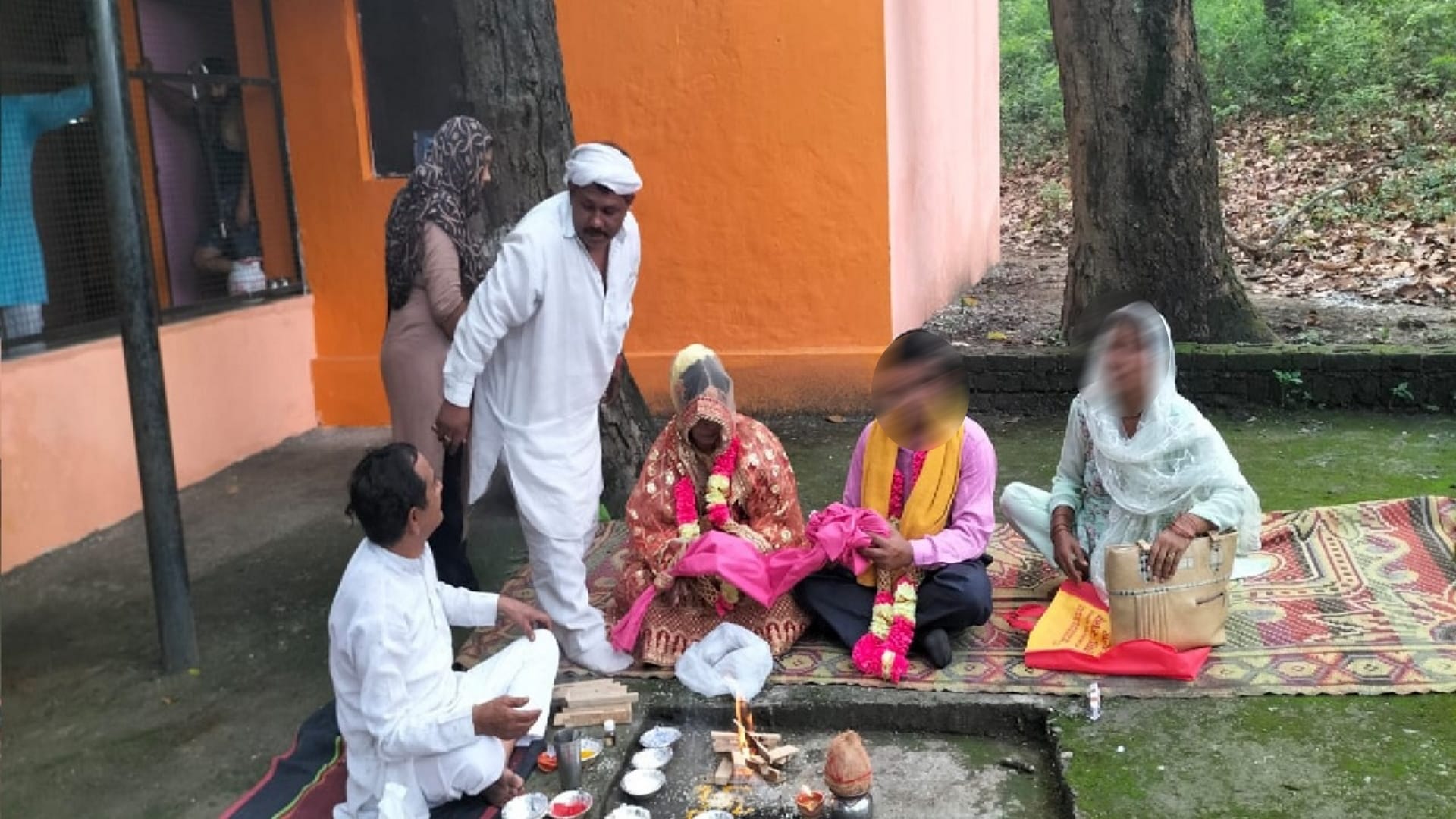 Wedding, Bride ran away with the jewelry at night, family became victim of fraud on lines of film Dolly Ki Doli, See Photos