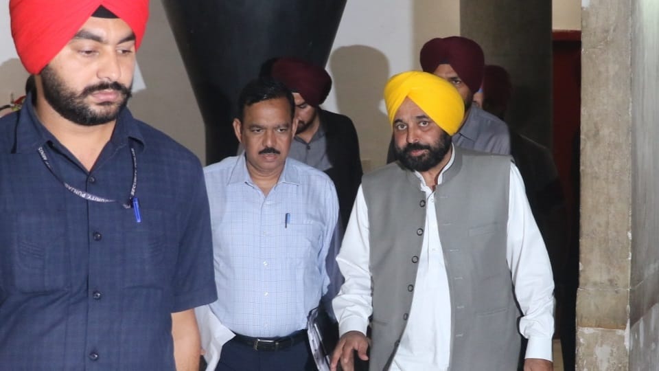 Senior officials will handle work of CMO in absence of CM Bhagwant mann