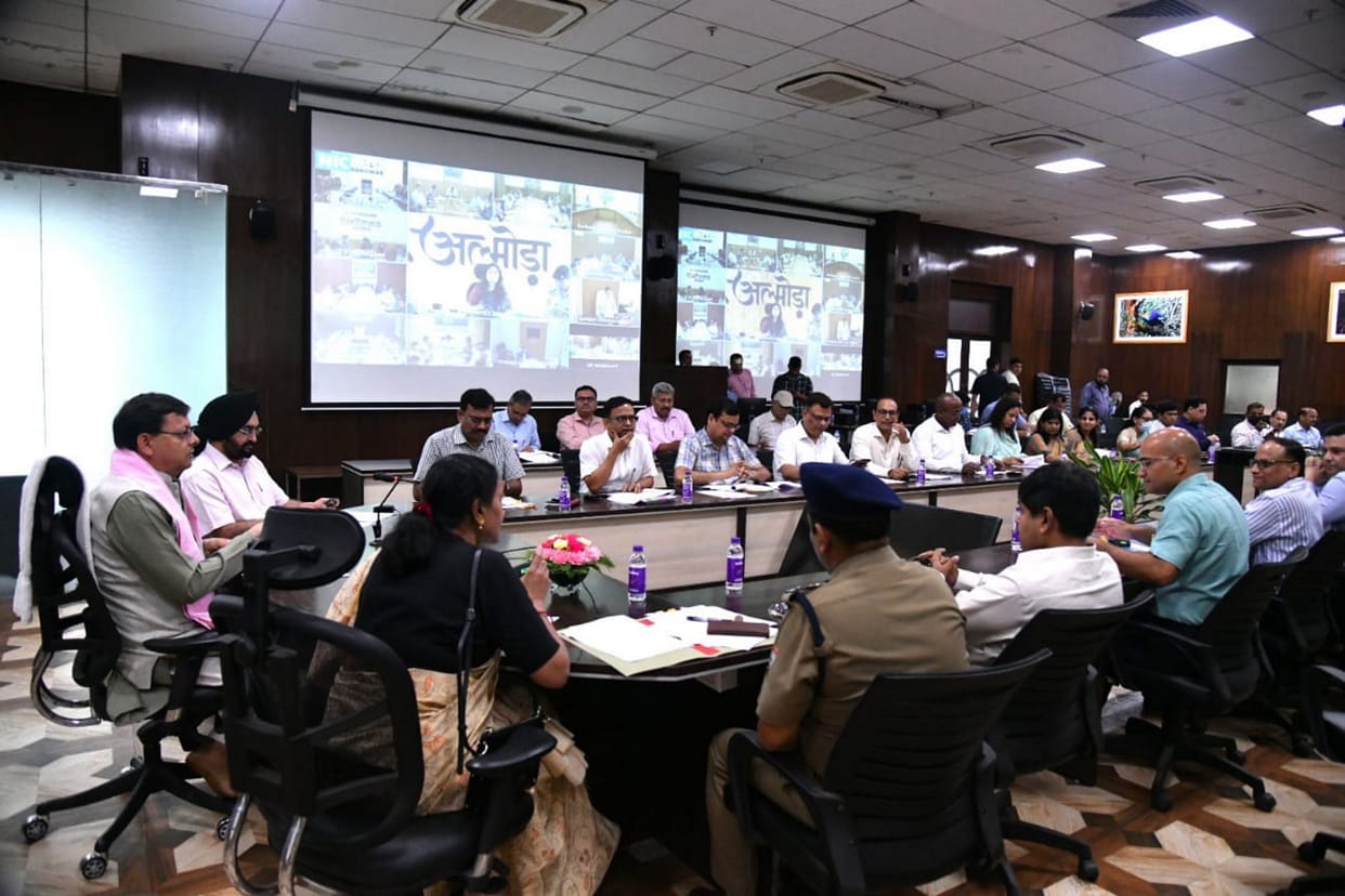 Dhami Sarkar 100 days: Dearness allowance given to employees, strict attitude shown for work too