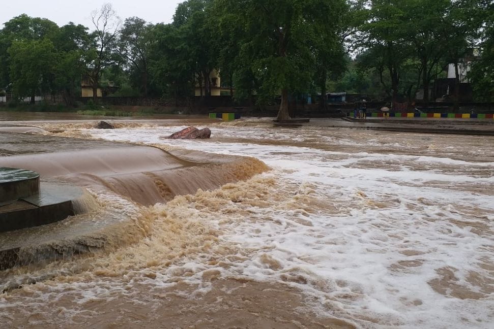 Seven hours of rain, disaster with relief