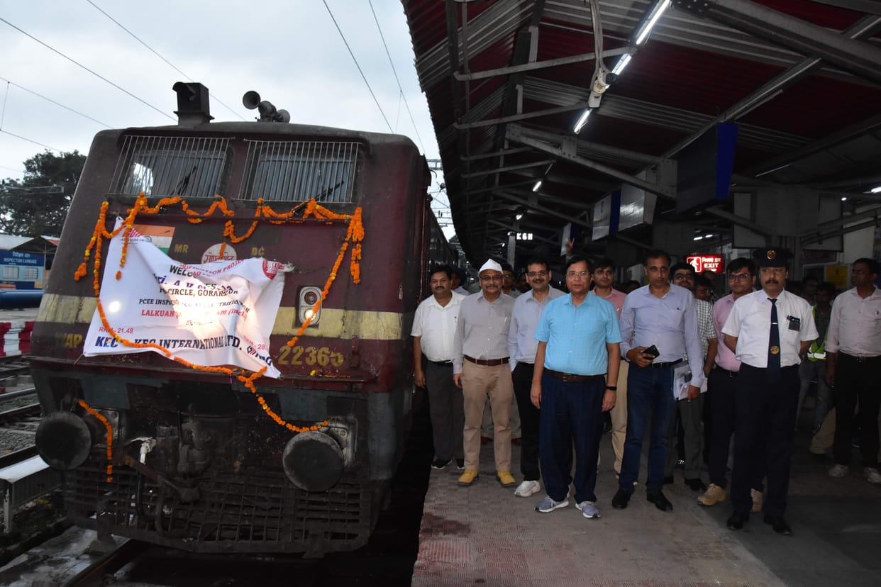 Speed trial of electric train successful in Lalkua-Kathgodam rail section