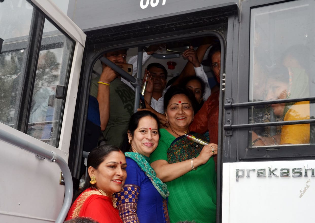 50% discount in bus fare to women commendable step: Sarveen