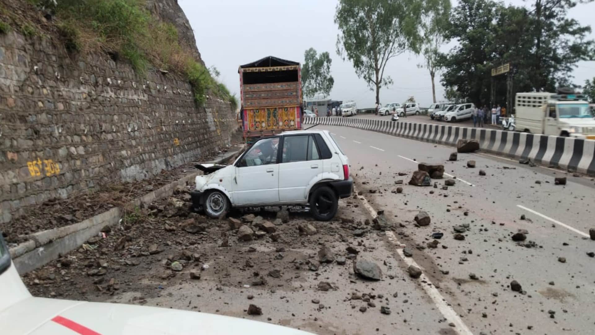 Himachal weather update: Heavy rains wreaked havoc in state, landslides stalled many roads, damaged many vehicles, see devastation in pictures