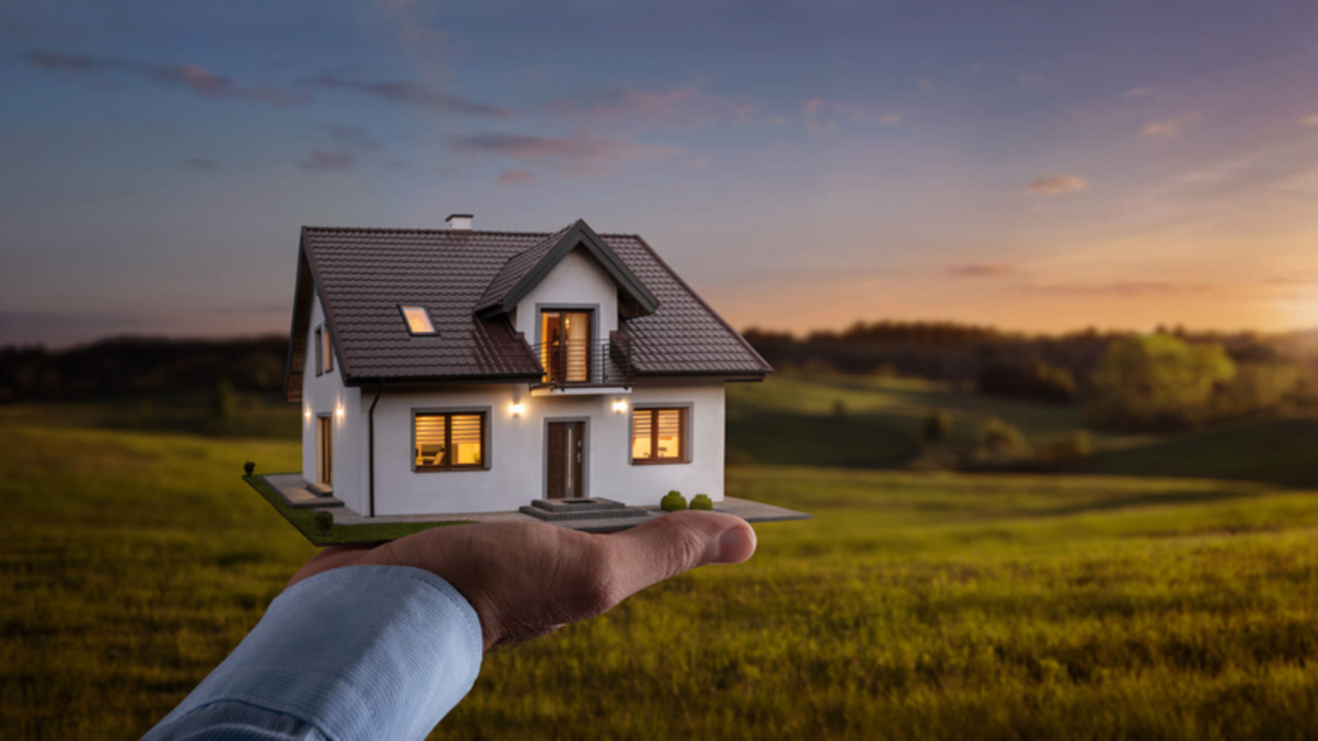 House Construction Tips: How To Save Money While Building A House