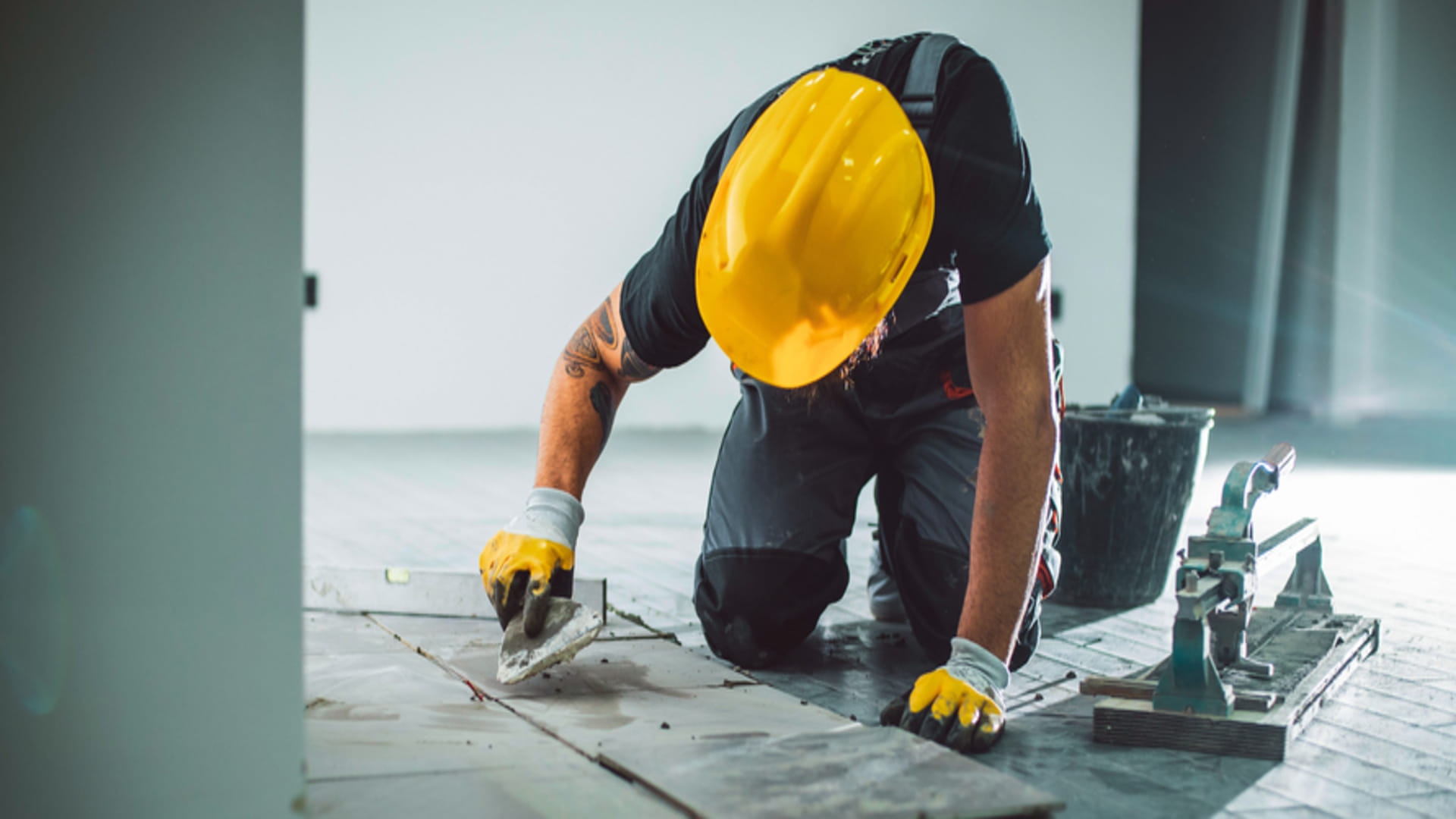 House Construction Tips: How To Save Money While Building A House