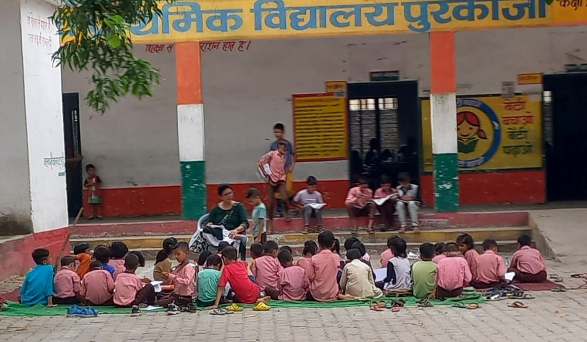 Smart class became a network due to tortoise trick of internet