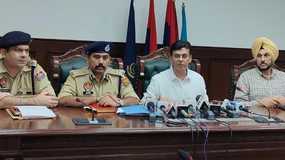 Punjab Police arrest 11 members of inter-state gang backed by Gangsters Lawrence Bishnoi and Harwinder Rinda 