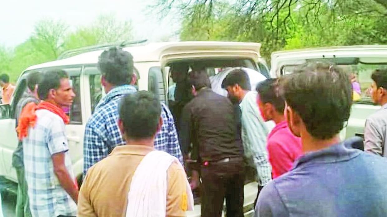 Datia: Three killed, three injured, two bikes collided in road accident