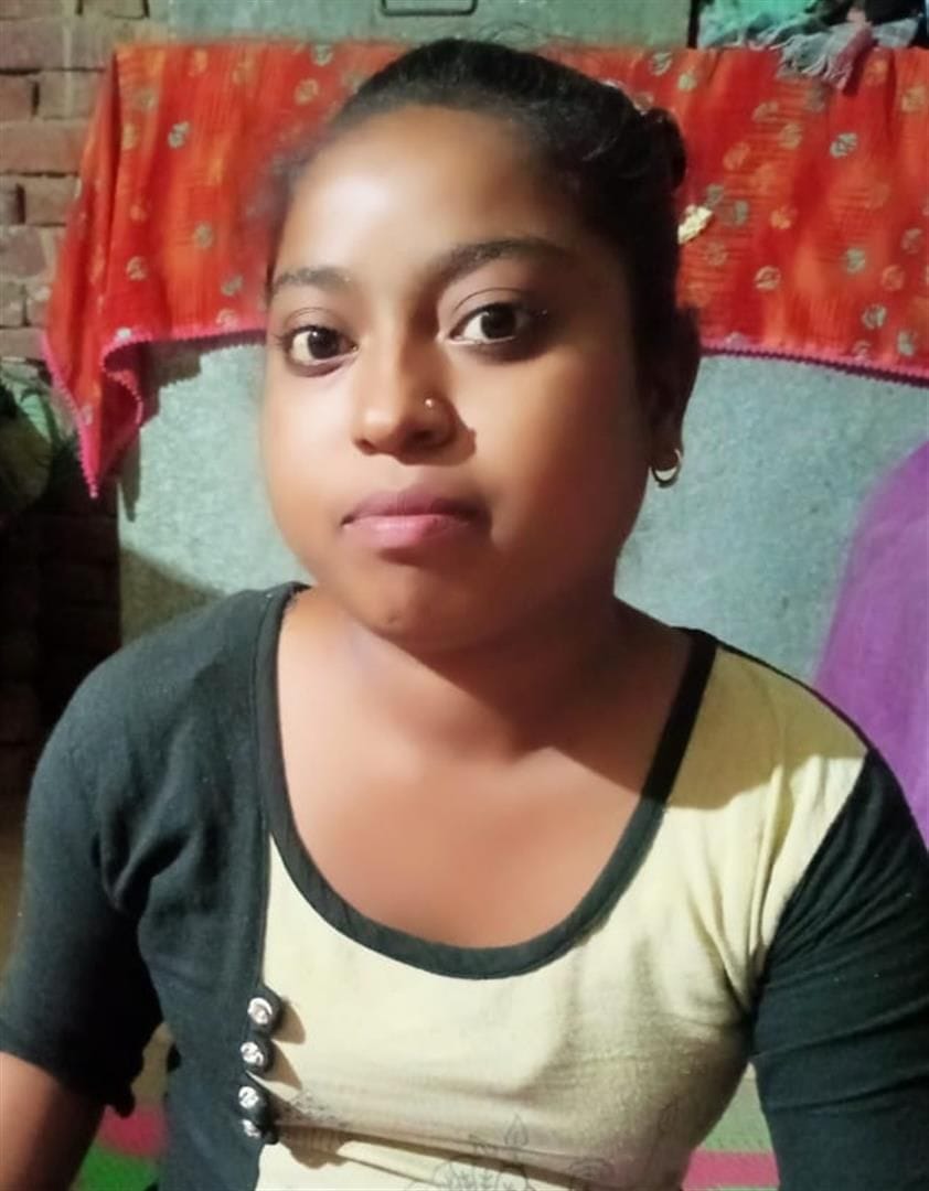 Abdominal incision of pregnant, child not removed, both died
