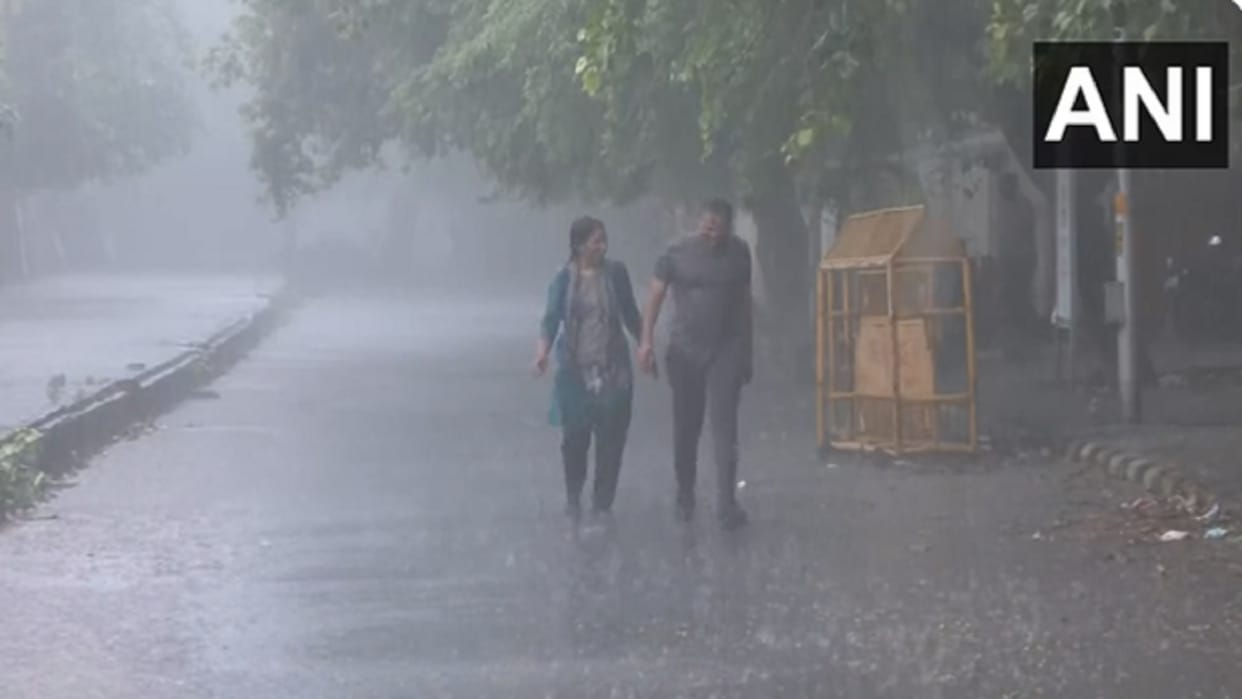 Delhi Ncr Weather Update Today 30 June 2022 Imd Orange Alert for Rain in Delhi Noida Gurugram News