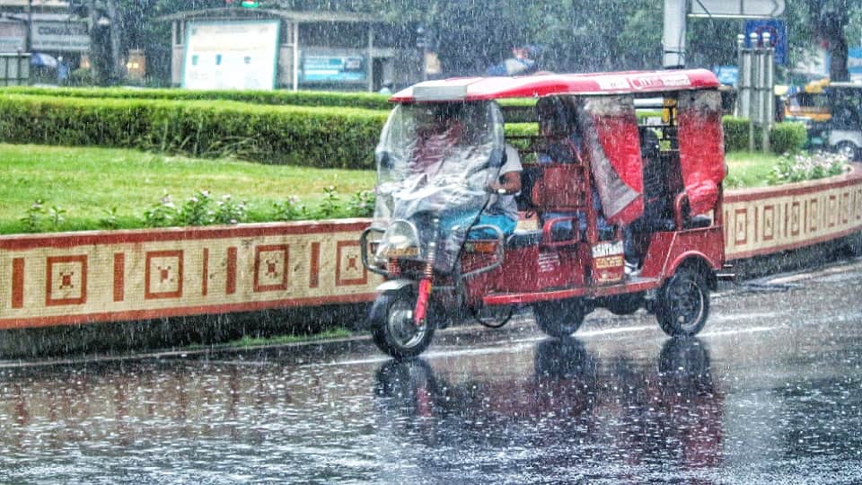 Weather Update Today Monsoon reached entire country ahead of time Chance of good rain in July