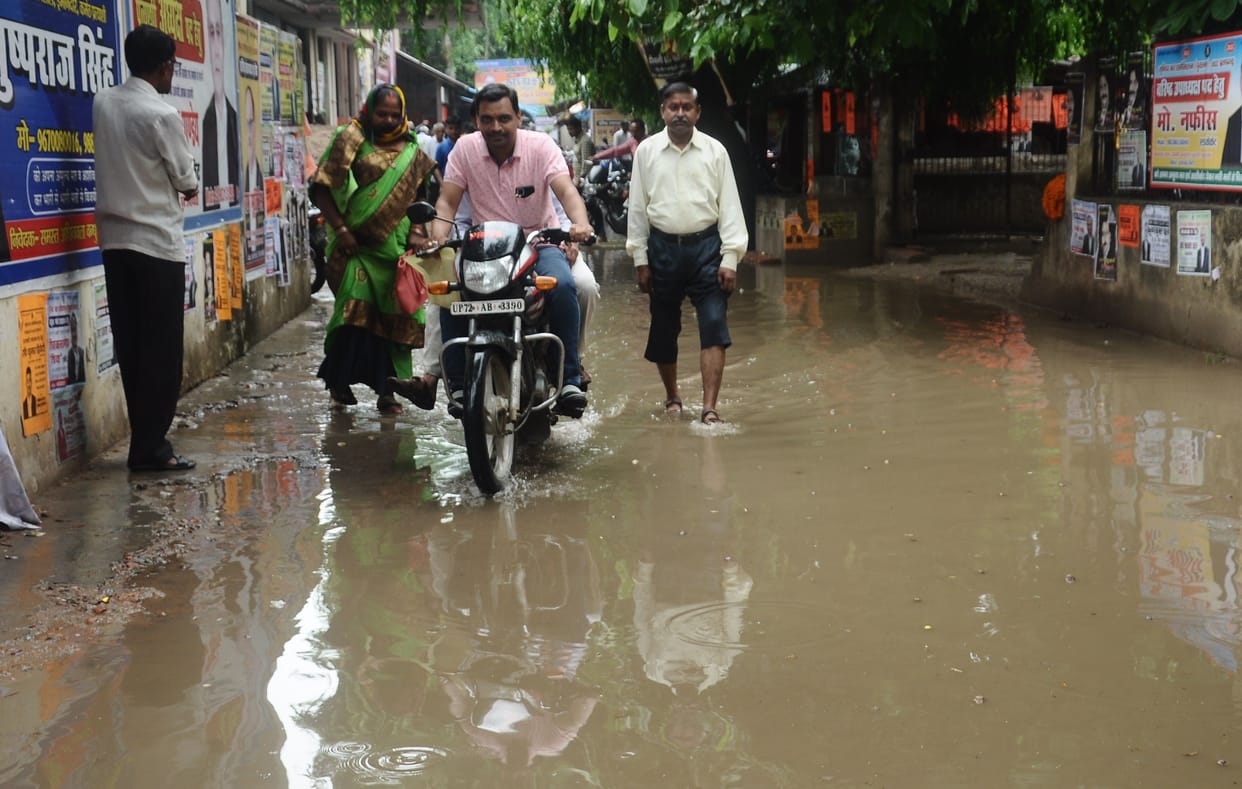 The air came out of the claims of cleaning the drain, the city struggled with waterlogging in the first rain