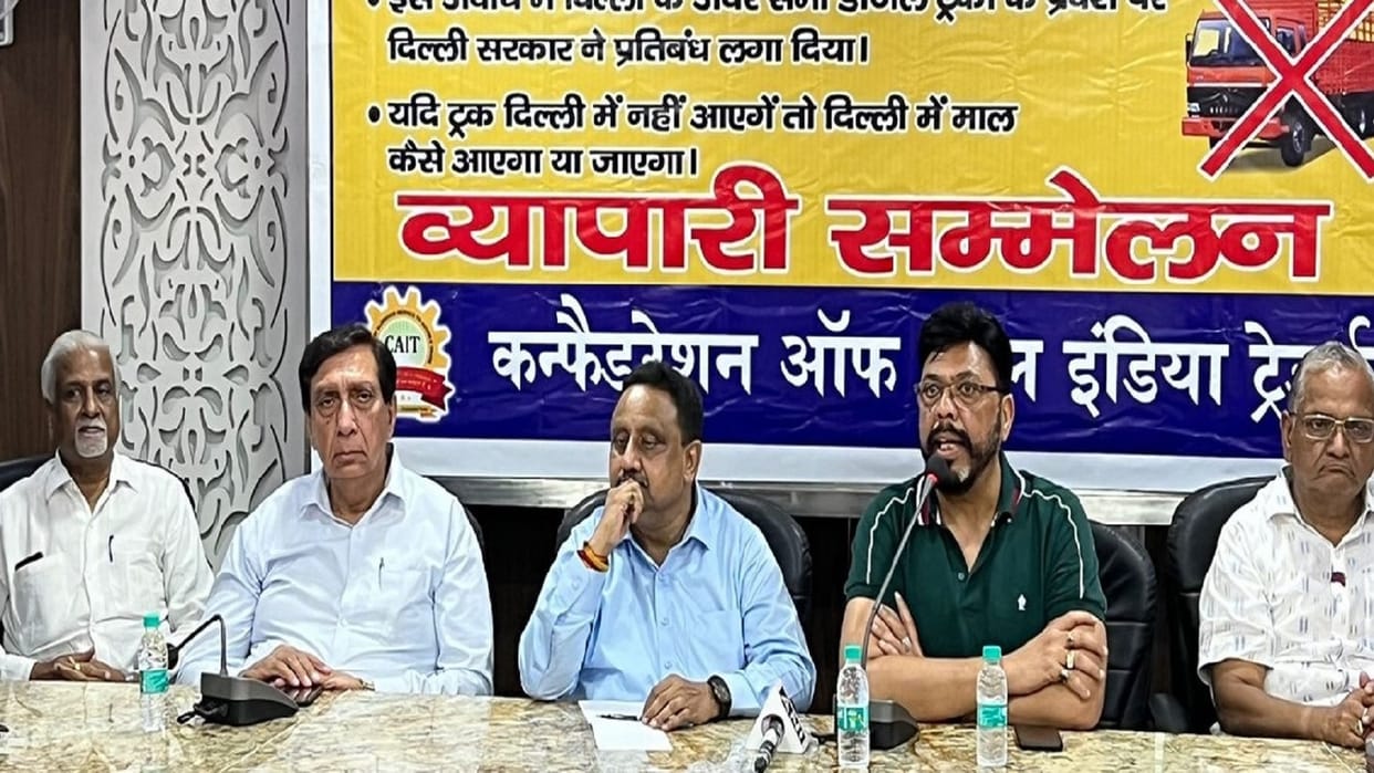 Traders rallied on the proposal to ban the entry of vehicles in Delhi CAT decided to run a campaign