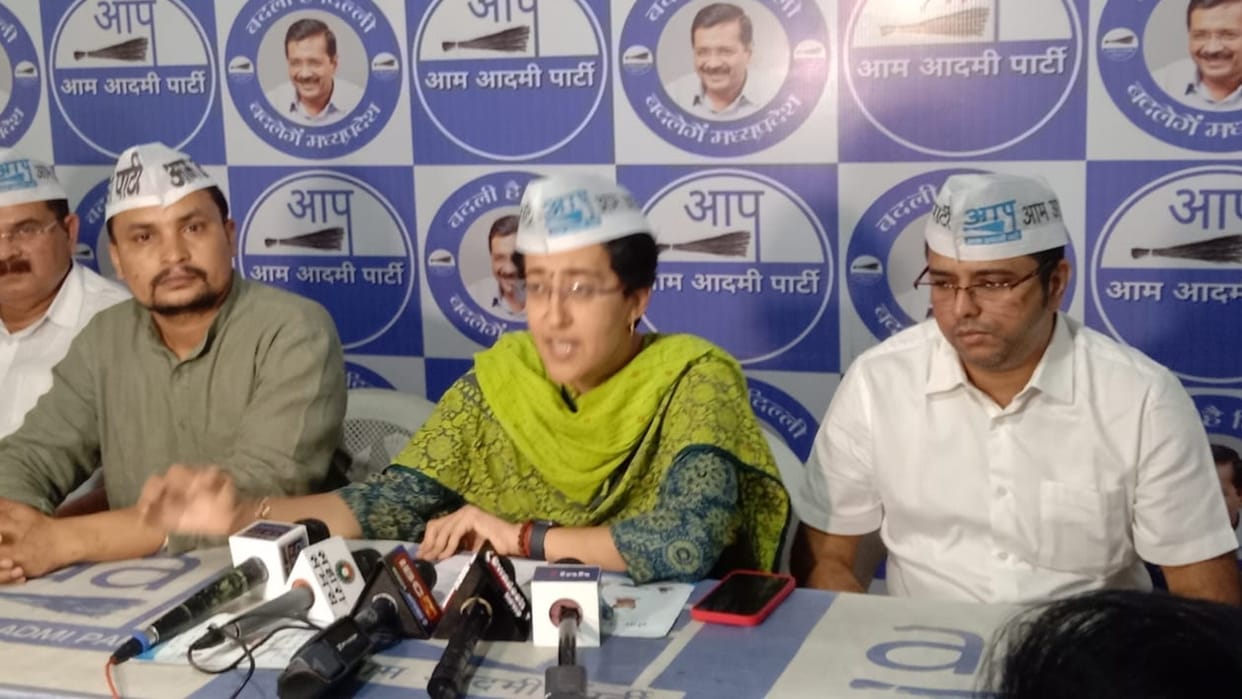 MP Local Body Election: AAP leader Atishi said that BJP-Congress is looting the people of the state in turn