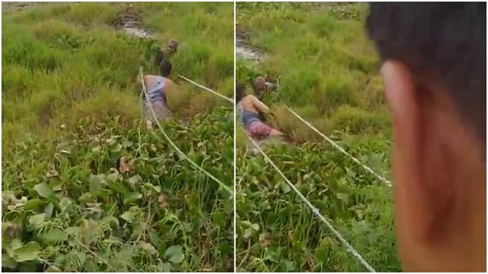 UP policemen saved life 60 year old man trapped in swamp see pictures of rescue