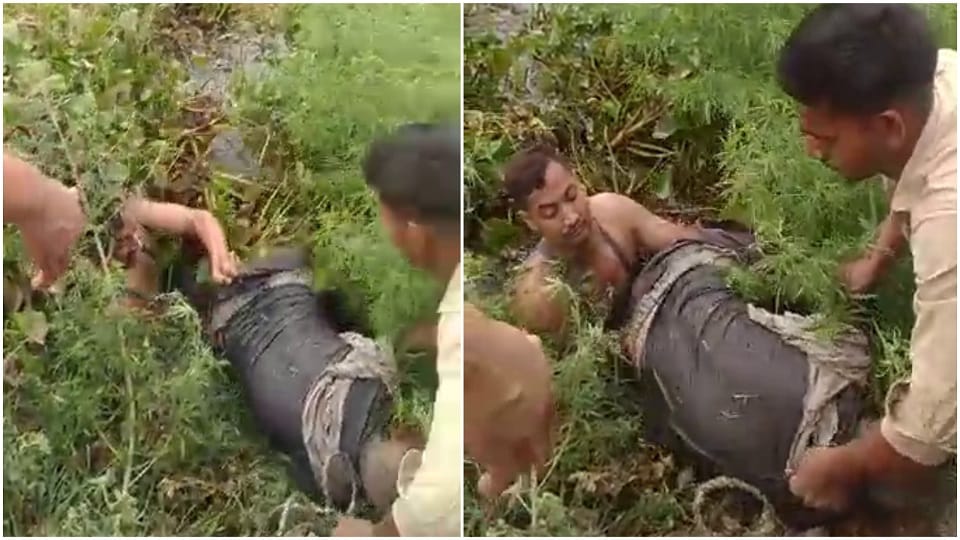 ADG will honor the police cop who saved the life of elderly man trapped in swamp in Agra