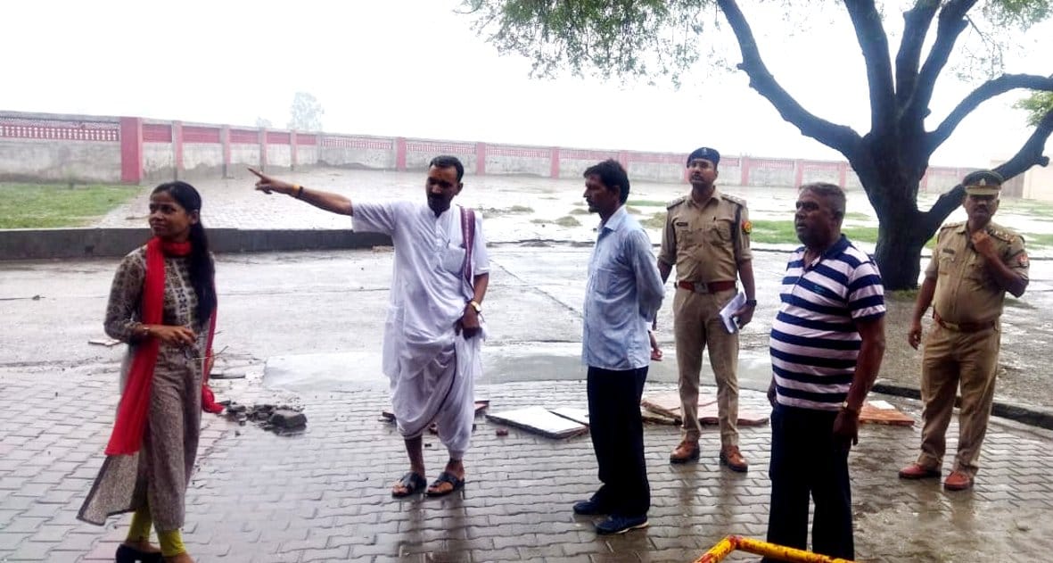 SDM and CO inspected the sanctum sanctorum and temple premises