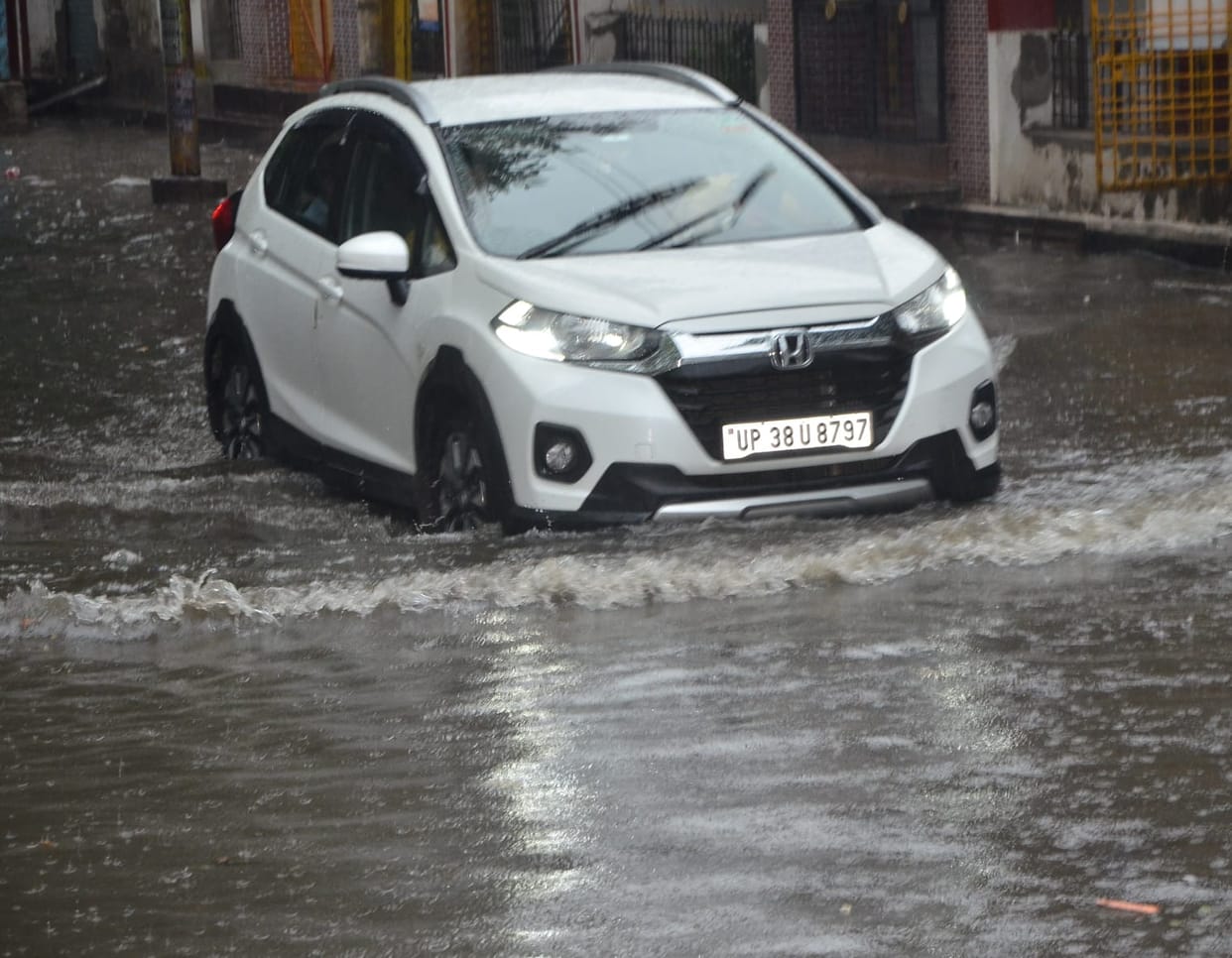 Relief from heat due to heavy rain, mother-in-law of people due to water logging