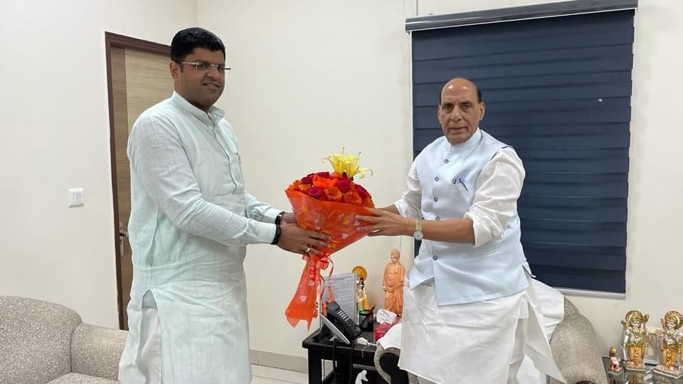 Haryana Dy CM Dushyant Chautala meets Defence Minister Rajnath Singh