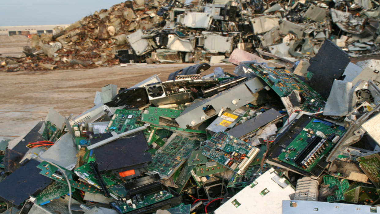 Proposal Approved in European union Parliament For universal Charger to deal with Electronic Waste
