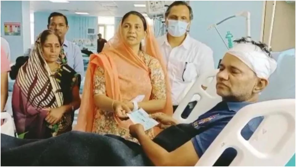Udaipur Murder Case ishwar singh five lakh cheque treatment going in hospital kanhaiyalal death Riyaz Attari Gaus Mohammed