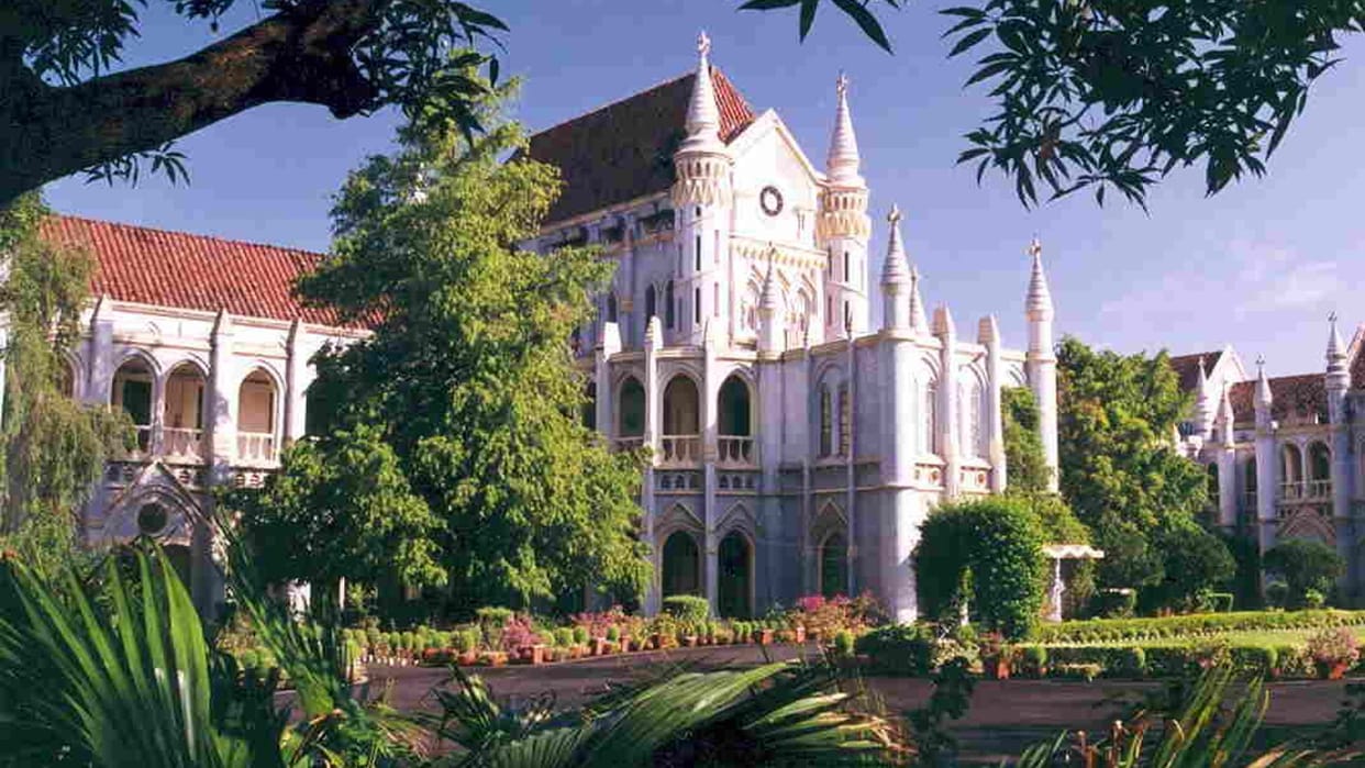 Jabalpur: Two FIRs registered for one crime, High Court directed a trial