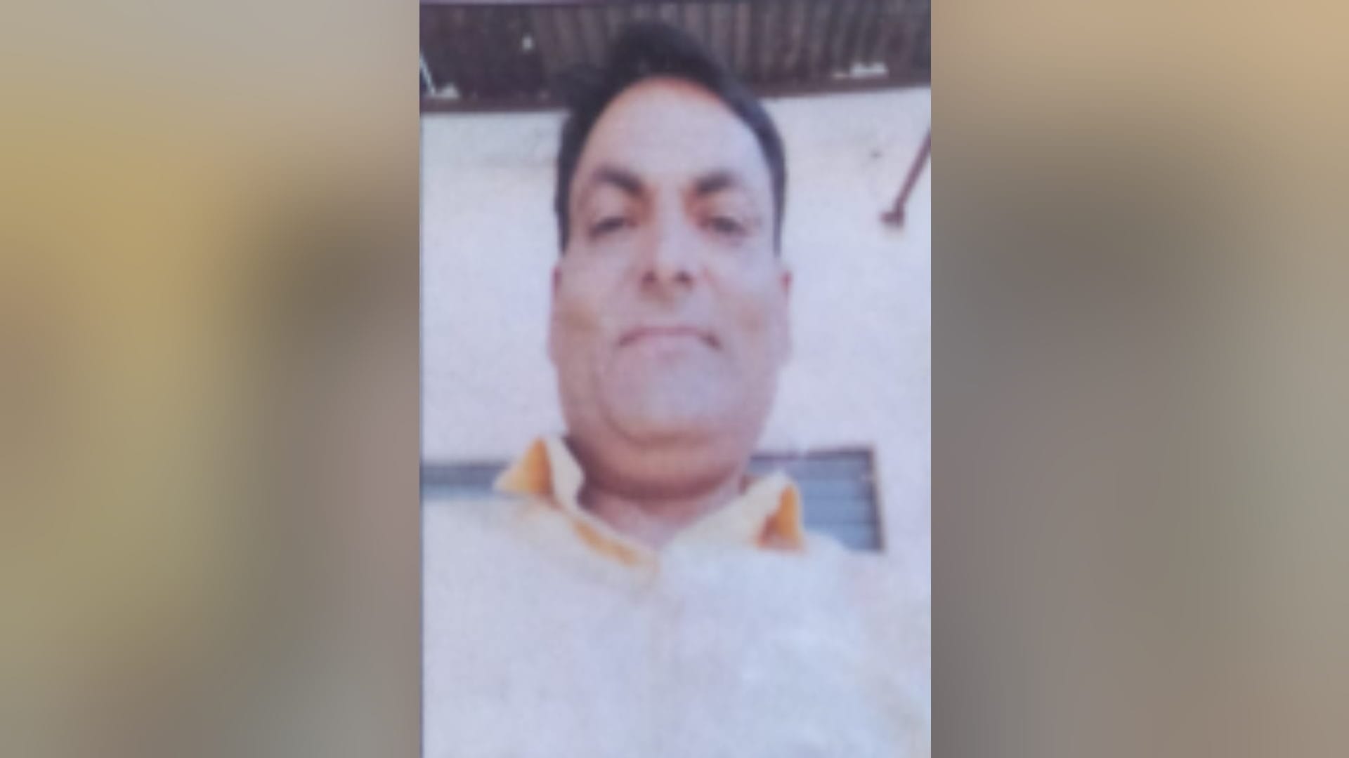 Now the family has been threatened after the murder of Sajid in Meerut