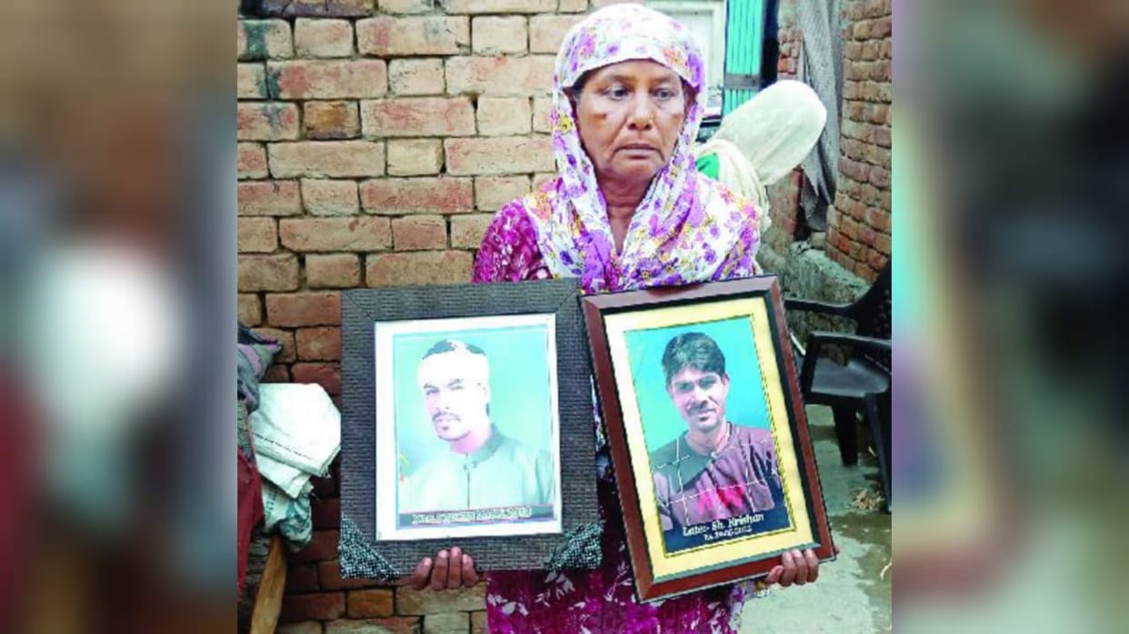 Santosh Devi of Ratia lost two sons and husband due to intoxication