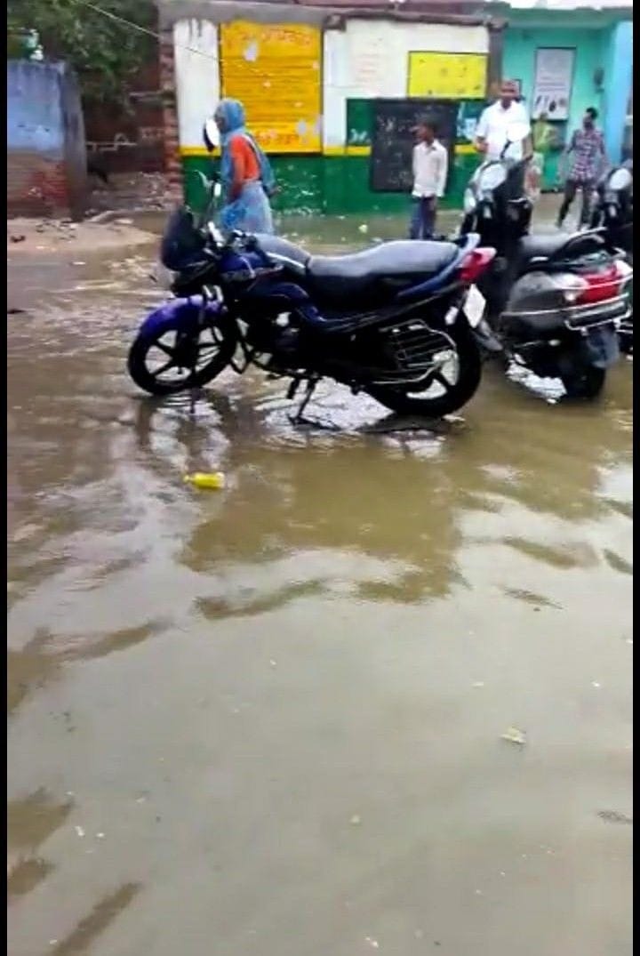 School became a pond in the very first rain, studies interrupted