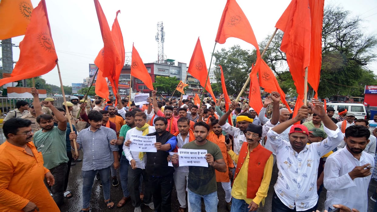 Udaypur Case: VHP and Bajrang Dal workers came out on the road to protest against Kanhaiya's murder