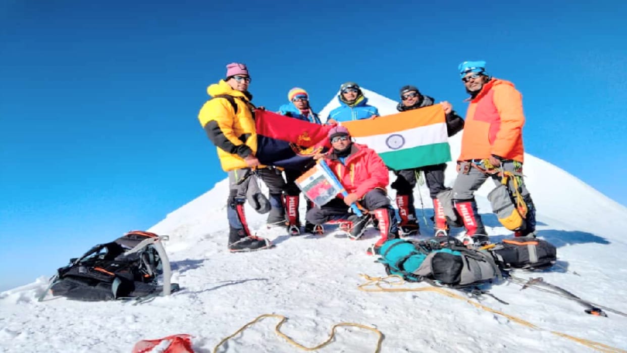 Himachal's BSF jawan Pritam hoisted the tricolor on Black Peak