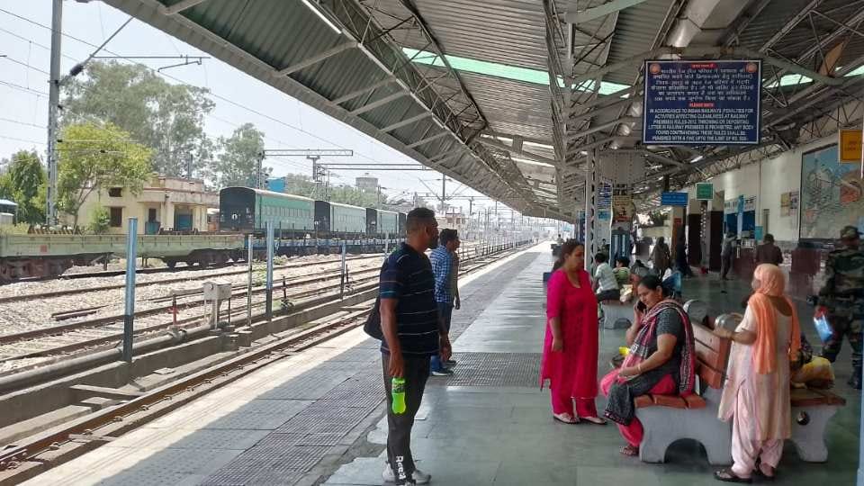 Gomtinagar-Patliputra will run from Ayodhya Cantt on 7th april